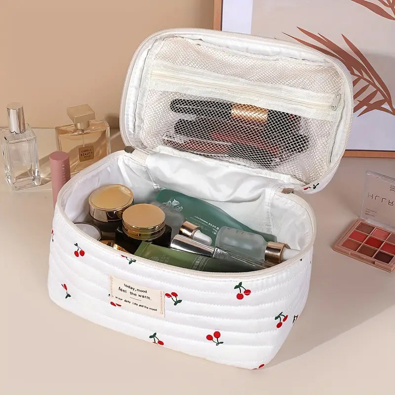 Fashionable Portable Makeup Bag (3-piece set)